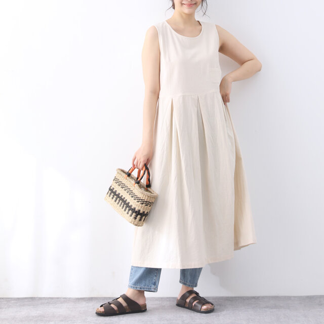 Gauze# コットンバックタック ノースリーブワンピース F ne Quittez pas｜コットン ボイル ドット ヘムラ刺繍