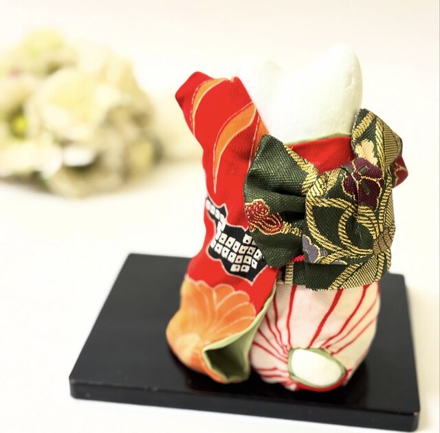 一閑張り張子 お着物招き猫 | iichi 日々の暮らしを心地よくする