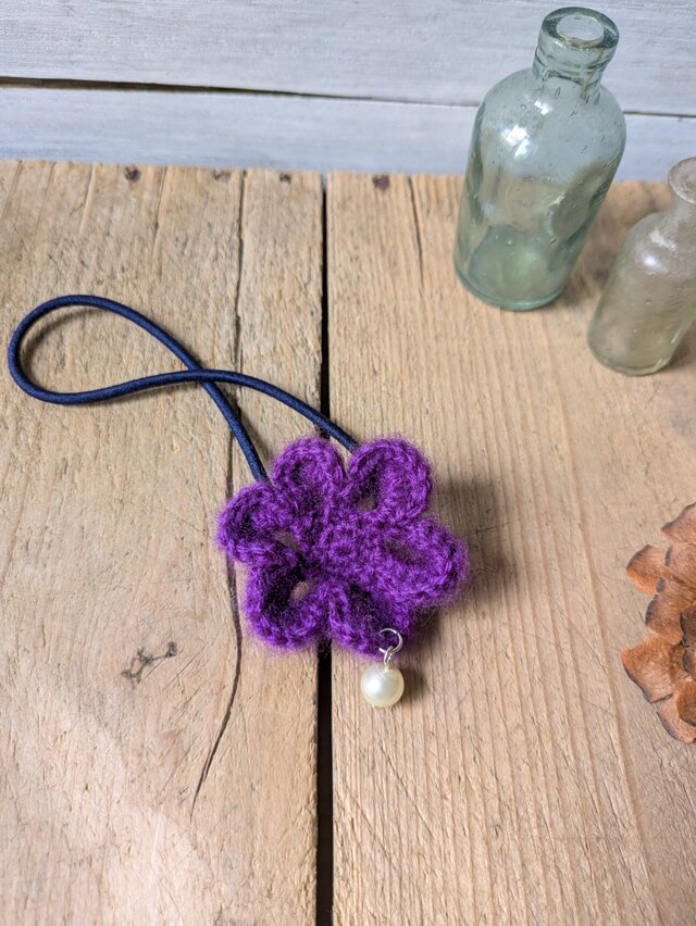 シンプルフラワービーズヘアゴム