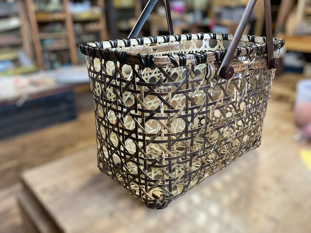 八つ目竹買い物かご大黒竹 | iichi 日々の暮らしを心地よくする