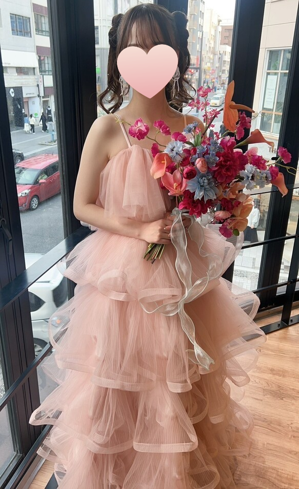 実例写真！カラードレス 薄ピンク キャミソール プリーツドレス 可愛い 編み上げ 前撮り