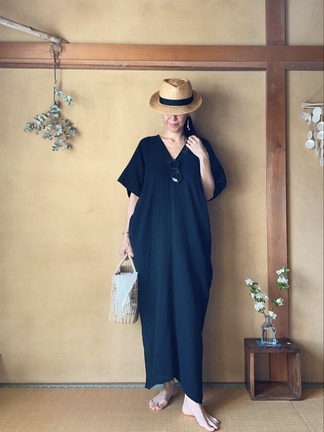 Double Gauze Tao Kaftan in Black/ダブルガーゼカフタン ブラック
