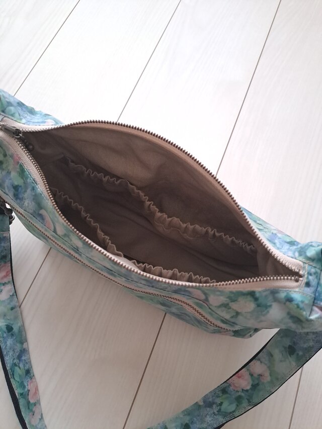 ★専用★リバティ生地使用【エコバッグ】ハンドメイド ハムステッドサマー 受注製作♪ リバティ ハムステッドサマーグリーン ファスナー