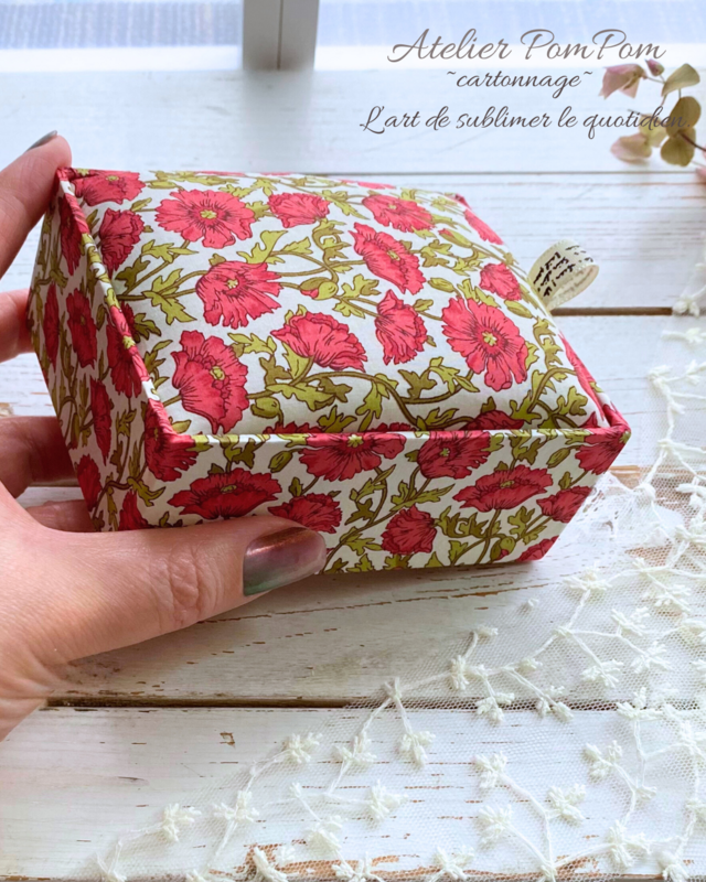 Pom doux petite ＊ リバティ アステルリースの布箱（レッド）