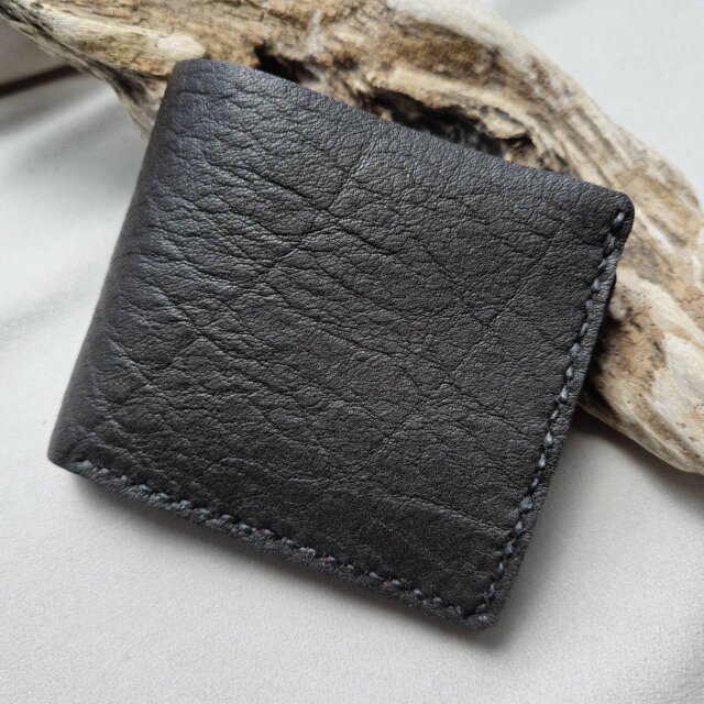 鹿革の財布 二つ折り