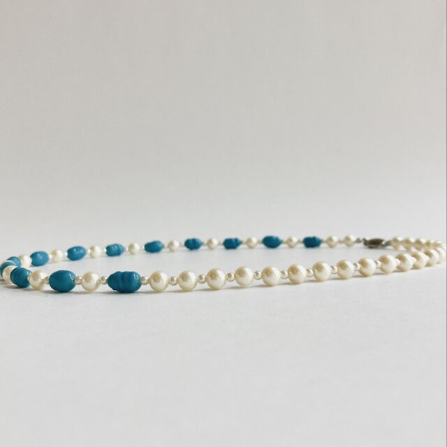 貝パールとガラスバロックビーズのネックレスM/約45cm+2cm/クリームxターコイズブルー/R/日本製