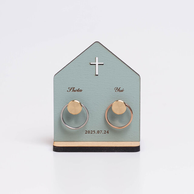 教会の形をしたリングピロー　名入れ・記念日刻印