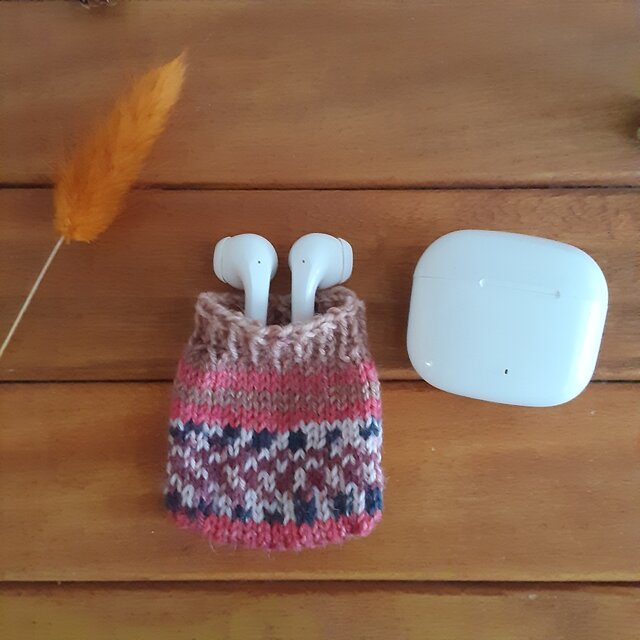opal毛糸小物入れ（イヤホンケース）