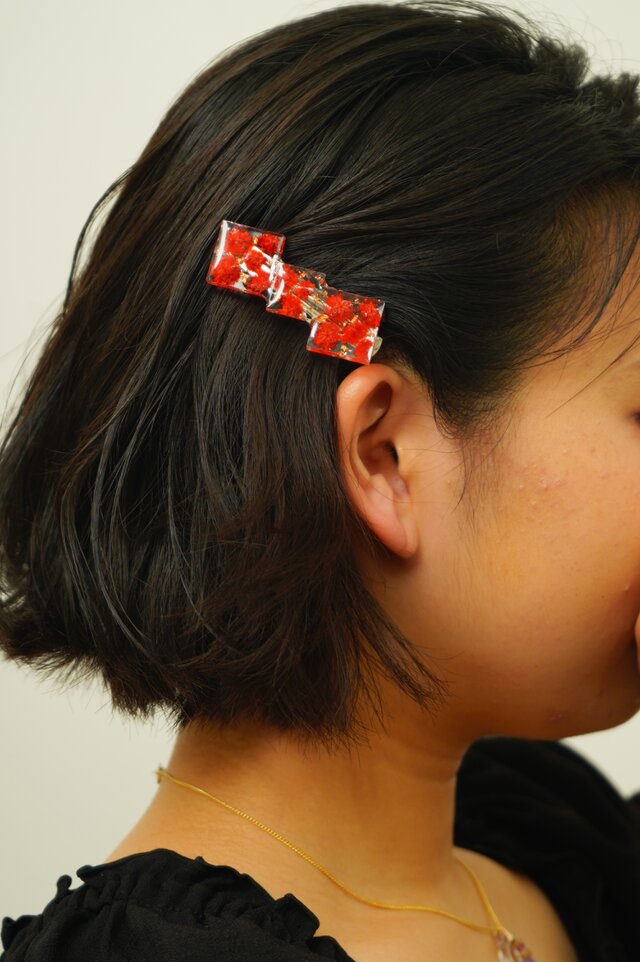ベゴニアをイメージした真っ赤なデザイン【ヘアクリップ】 | iichi 