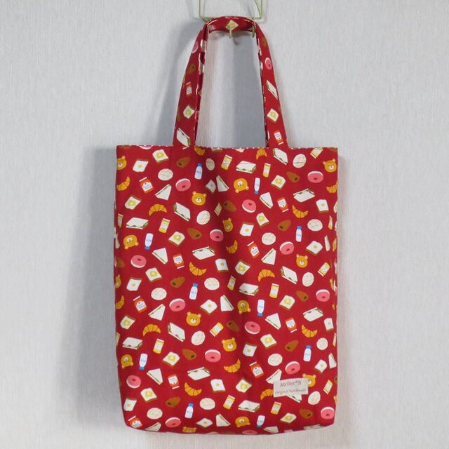 やわらか縦長トートバッグ★A4★クマとパン柄（赤）