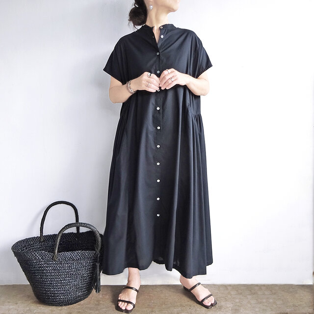 スタンドカラーサイドギャザーワンピース（ブルー） | iichi 日々の