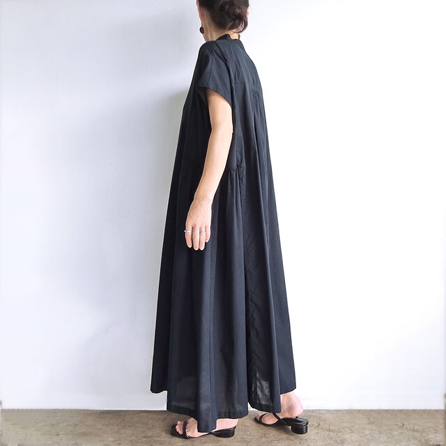 ◆MICHAA スタンカラレイヤードワンピース ◇MICHAA スタンカラレイヤードワンピース