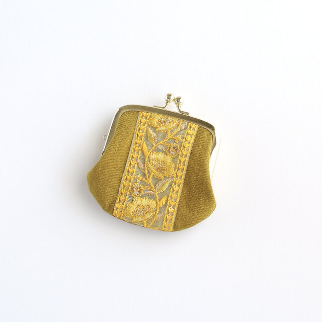 インド刺繍リボンの手のひらがま口ポーチ　イエロー