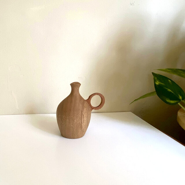 レトロな鋳物の一輪挿し レトロな鋳物の一輪挿し レトロな鋳物の一輪挿し