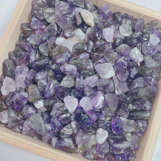 ✨【再販4点以上】癒し 天然石 アメジストさざれ石（中粒）100g 天然石