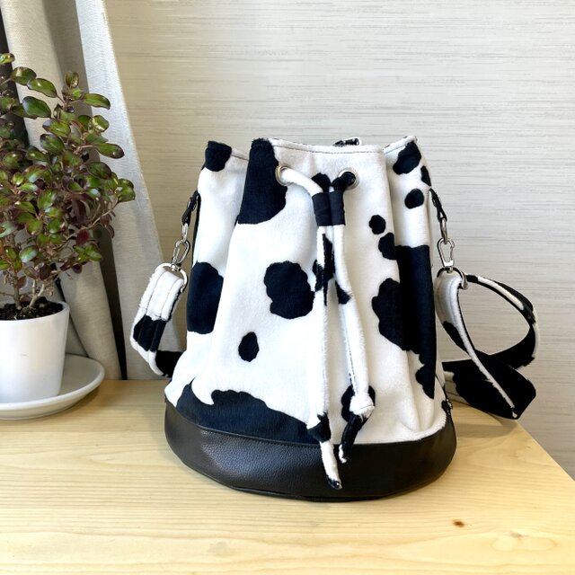 牛さん巾着バッグ