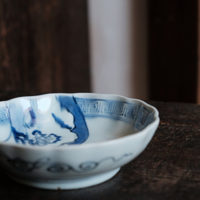 漢文と風景 伊万里 染付膾皿 骨董/antiques アンティーク和食器 古民家 雷文 江戸末期 | iichi 日々の暮らしを心地よくする ...