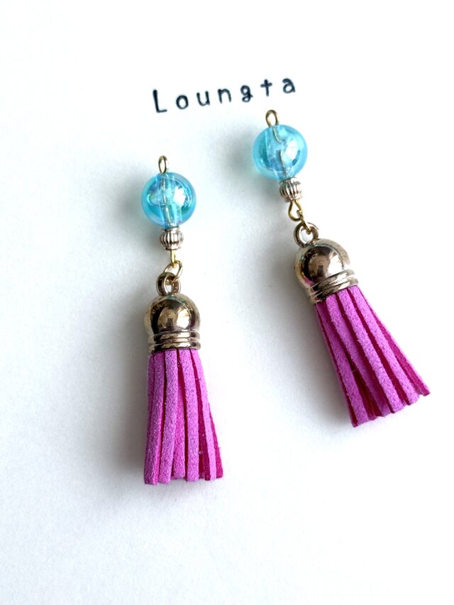 ピンク ブルー タッセルピアス フリンジピアス 樹脂ピアス
