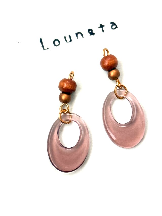 ウッドビーズピアス ブラウン チェコビーズゴールド アンティークピンク 1年使えるピアス 樹脂ピアス