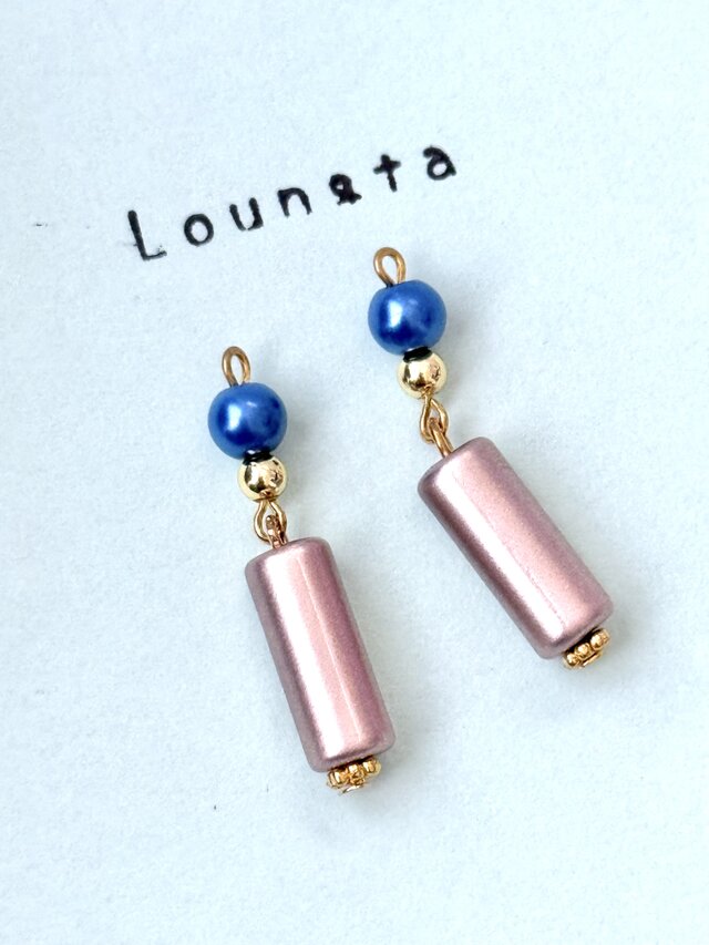 夏のパールピアス ブルー ピンクの小ぶりピアス 樹脂ピアス