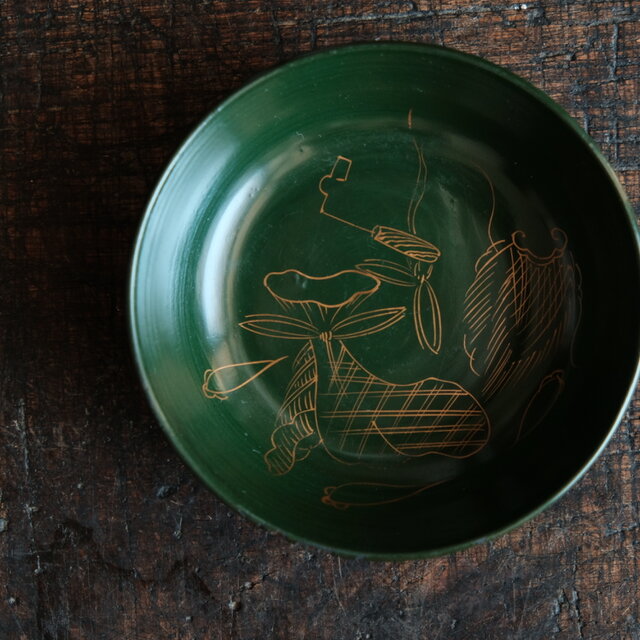 緑で素敵◇巾着の絵。時代物 漆芸蒔絵小皿 漆器 骨董/antiques 古民家