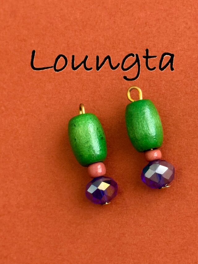 送料無料‼️ウッドビーズピアス グリーン ブルー エスニックピアス 夏ピアス 樹脂ピアス