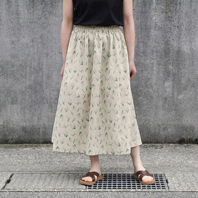 チューリップ柄 綿麻ギャザースカート（ナチュラル）リネン 麻 ロング マキシ ポケット 生成り 白 ベージュ