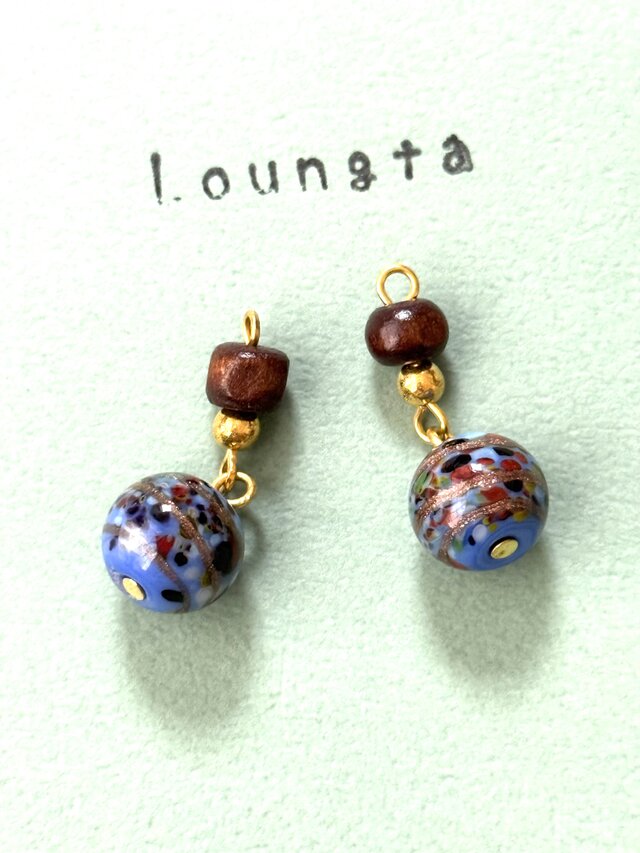 ウッドビーズピアス ブラウン とんぼ玉ブルー 夏ピアス 浴衣にも 樹脂ピアス