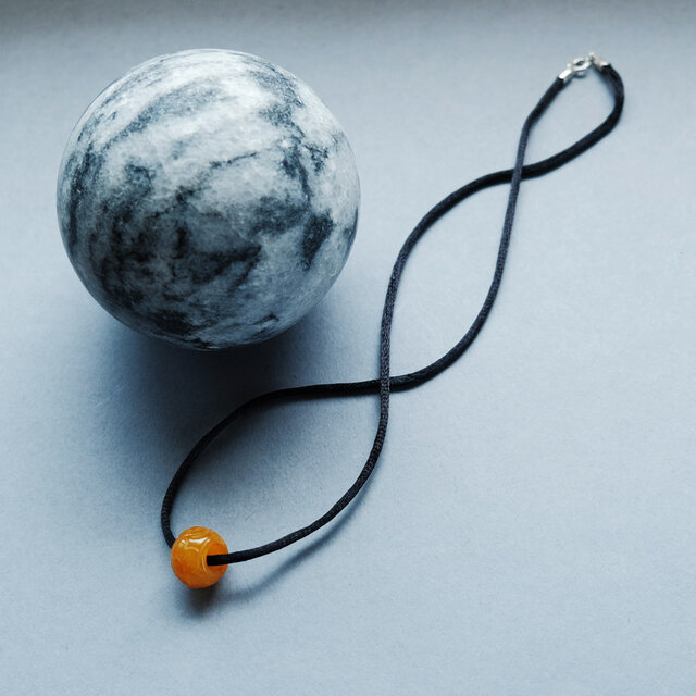 唐草 琥珀 シルク コード ネックレス シルバー925