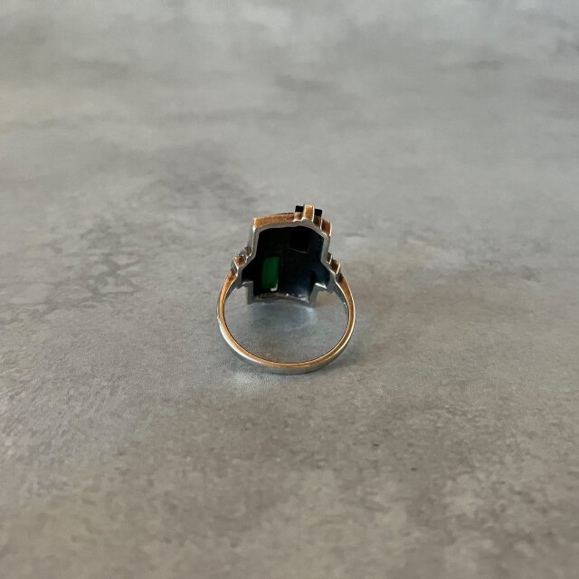 022】旅するグリーンストーン – 異国のドレスリング | iichi 日々の