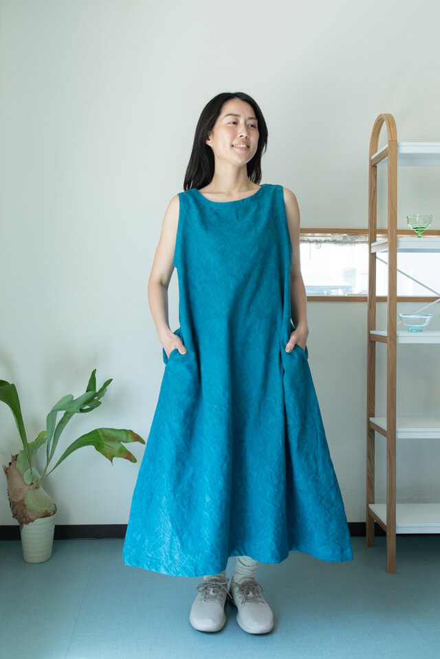 ジャガード織り　ワイドフレアーワンピース【Organic Cotton／クチナシの実染め】