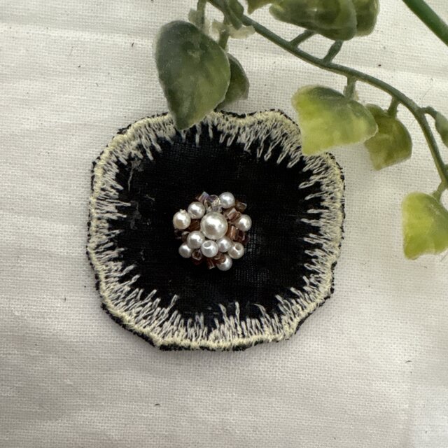 ＊ ＊☆ハンドメイドミナペルホネン⚮̈ jelly flower♡パールブローチ