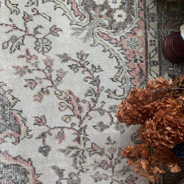 トルコヴィンテージラグ　超大判　272×158 ペールピンク　モスグレーグリーン トルコヴィンテージラグ超大判272×158 ペールピンクモスグレーグリーン