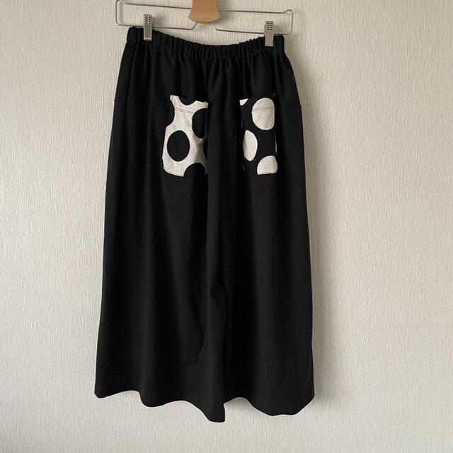 ドット大ランダム切替サルエルパンツ 黒白F | iichi 日々の暮らしを