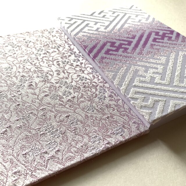 『花綾結文』　金襴織物御朱印帳　B6大判サイズ　生命力　繁栄　永遠　続く幸福と平和　紫　御朱印帳　御城印帳　桐生織物