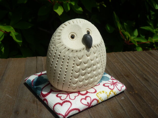 ふくろう 白 | iichi 日々の暮らしを心地よくするハンドメイドや