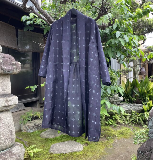 一点物　正絹　着物　アンティーク　リメイク　ハンドメイド　ロングカーディガン　黒 一点物 正絹着物 リメイク ハンドメイド ロングカーディガン