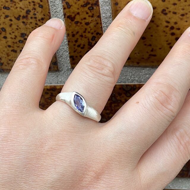 タンザナイト マーキスカット 0.59ct 印台angled シルバーSV925リング