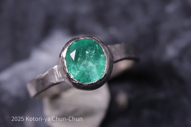 天然石☆宝石級☆極上ザンビア産エメラルドのフリーサイズリング18kgp ビズー公式】エメラルド(ザンビア産)×ダイヤモンド K18/PTリング