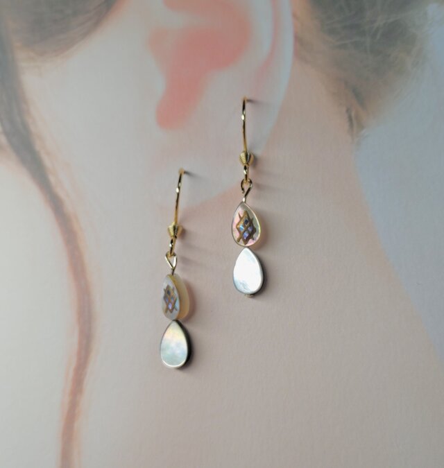 しずく型貝蒔絵ピアス | iichi 日々の暮らしを心地よくする