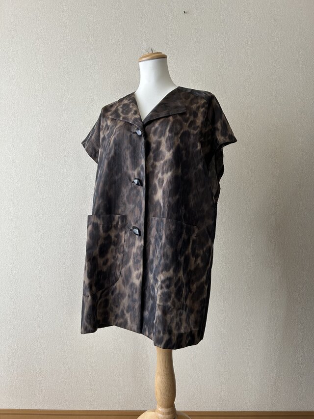 イタリー製素材のベスト