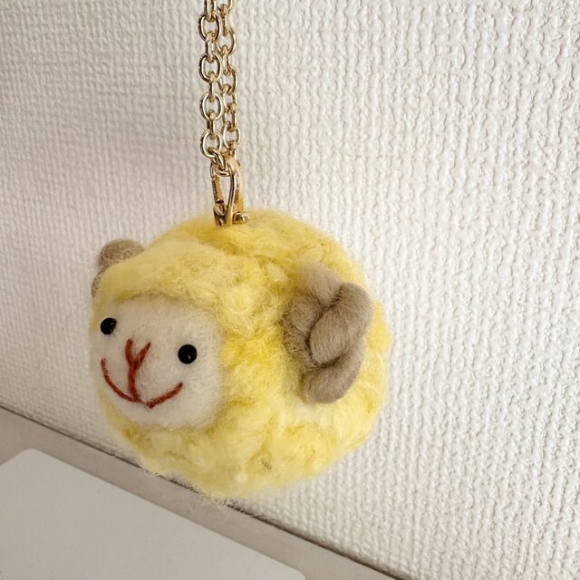 ふわふわラムキンバックチャーム　ゆず