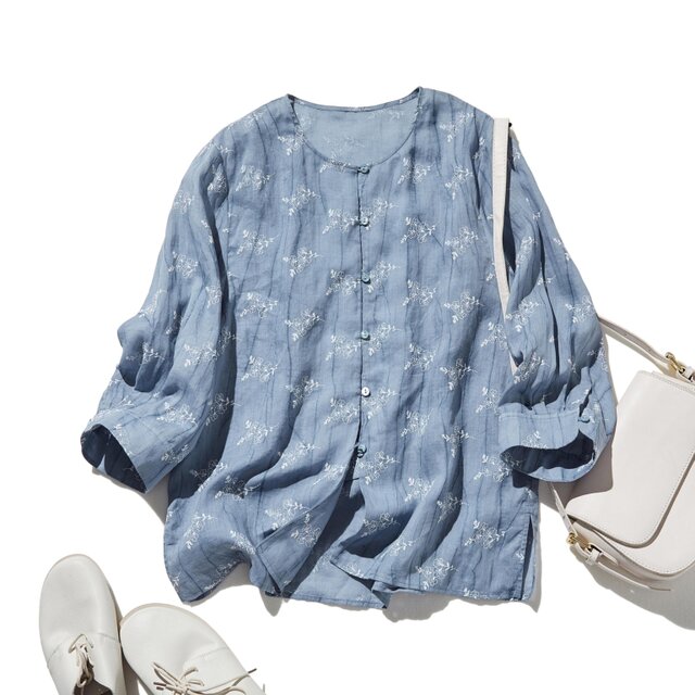 「きちんと感」と「リラックス感」の絶妙なバランス 7分袖ブラウス　麻100％　ブルーグレー　250604-3