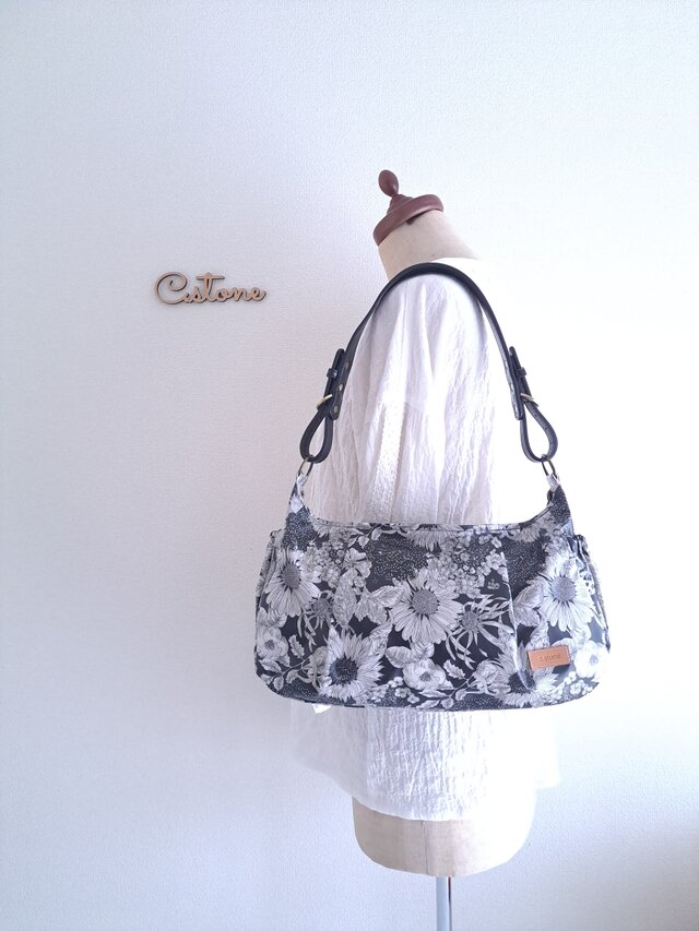 受注製作♪ リバティ ラミネート スイムダンクレア 黒横長ワンハンドル