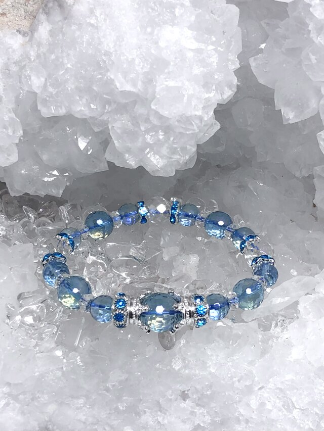アクアオーラブレスレット | iichi 日々の暮らしを心地よくする