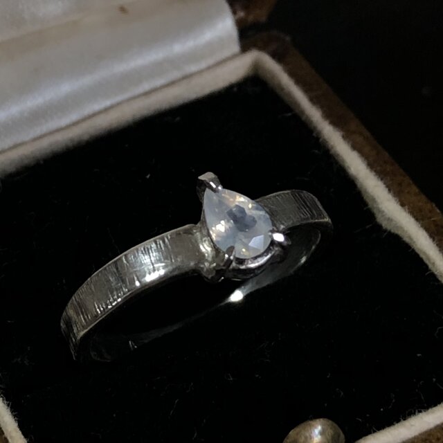 シルキーサファイアのsilver製リング | iichi 日々の暮らしを心地よく
