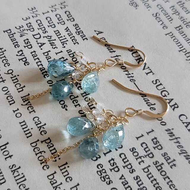 ソーダライトロンバスカービング＆ブルージルコンのピアス他 14kgf