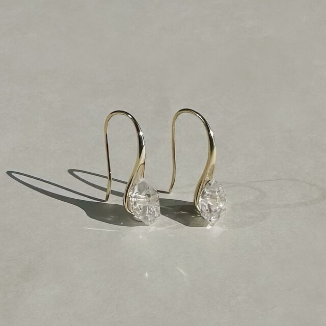 ハーキマーダイヤモンド ドロップピアス /Silverカラー・ステンレス・イヤリングに変更可