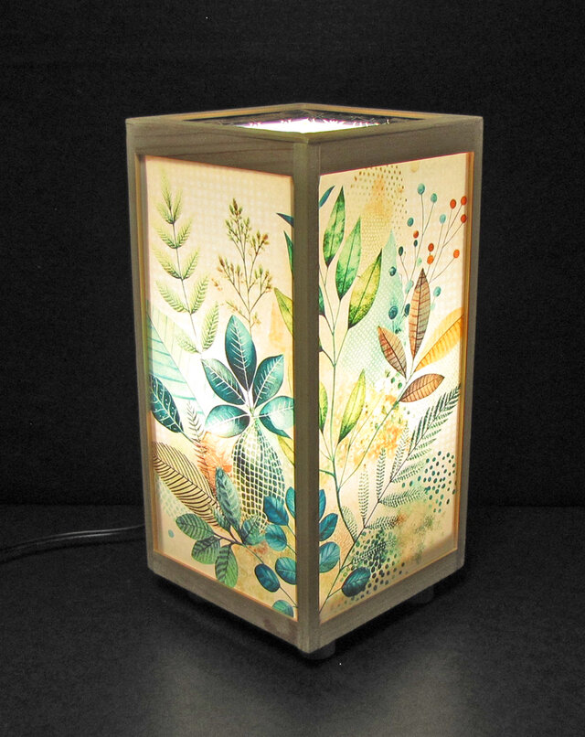 ◆「木の葉の彩」／美と耐久性を高めるラミネート／LED昼白色･桧枠造・フイルム加工・軽量／至福の灯火!!