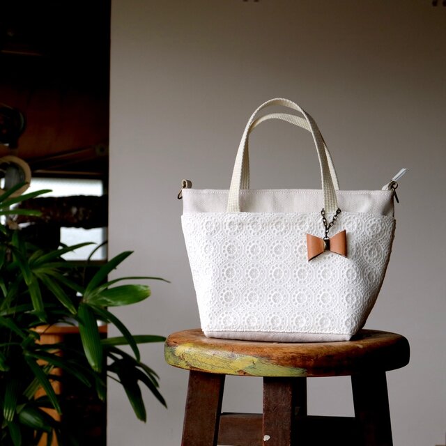 サークルレース　2Wayプチバッグ　オフ白